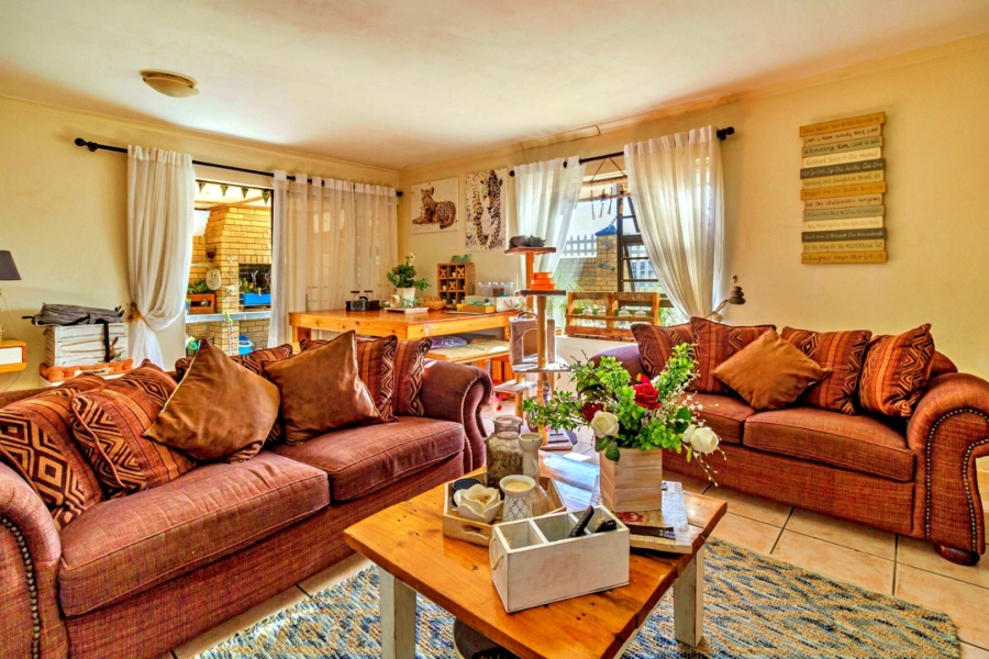 3 Bedroom Property for Sale in Fairview Golf Estate Western Cape